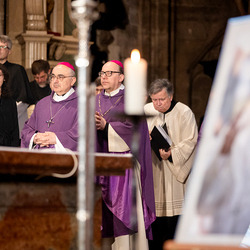 Stephansdom: Österreich nahm Abschied von Papst Franziskus