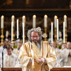 Priesterweihe Byzantinischer Ritus im Stephansdom / Erzdiözese Wien/ Schönlaub