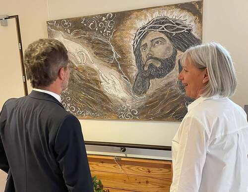 Erzbischof Josef Grünwidl zu Besuch im Pflegeheim Maria Anzbach in Niederösterreich. / Erzdiözese Wien Erzbischof Josef Grünwidl zu Besuch im Pflegeheim Maria Anzbach in Niederösterreich.