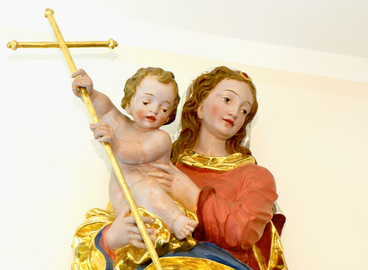 Statue
