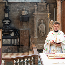 Priesterweihe Byzantinischer Ritus im Stephansdom / Erzdiözese Wien/ Schönlaub