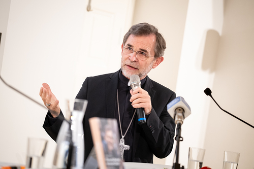 Buchpräsentation Für euch Bischof, mit euch Christ